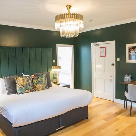 The Eton Mess Boutique Guesthouse Екстериор снимка