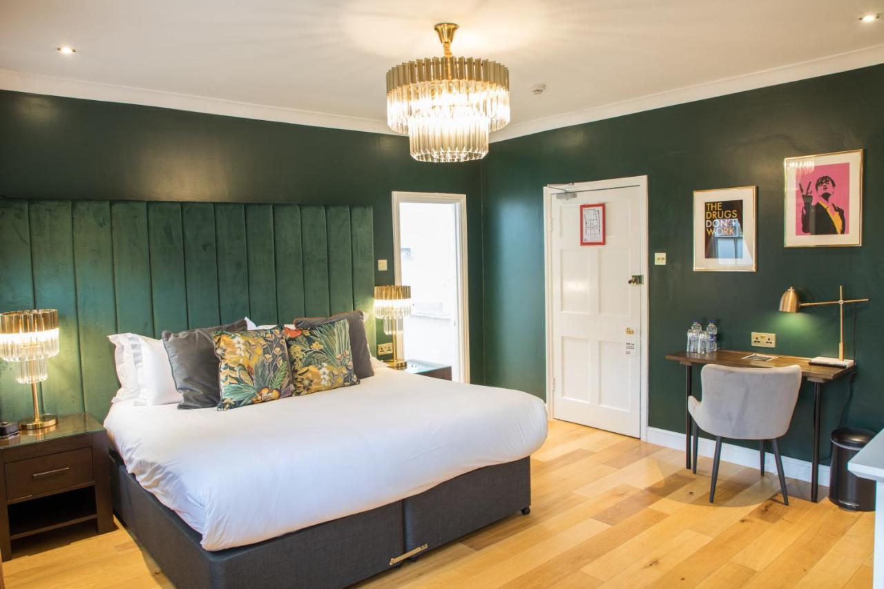 The Eton Mess Boutique Guesthouse Екстериор снимка
