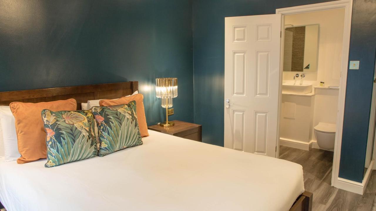 The Eton Mess Boutique Guesthouse Екстериор снимка