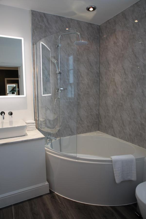 The Eton Mess Boutique Guesthouse Екстериор снимка